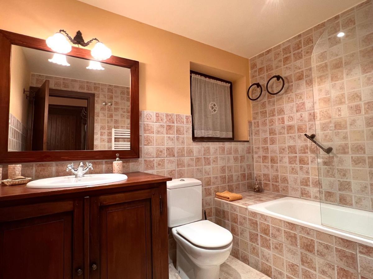 Apartament De La Vall Ferrera - L'Amfitriona Areu Exterior foto