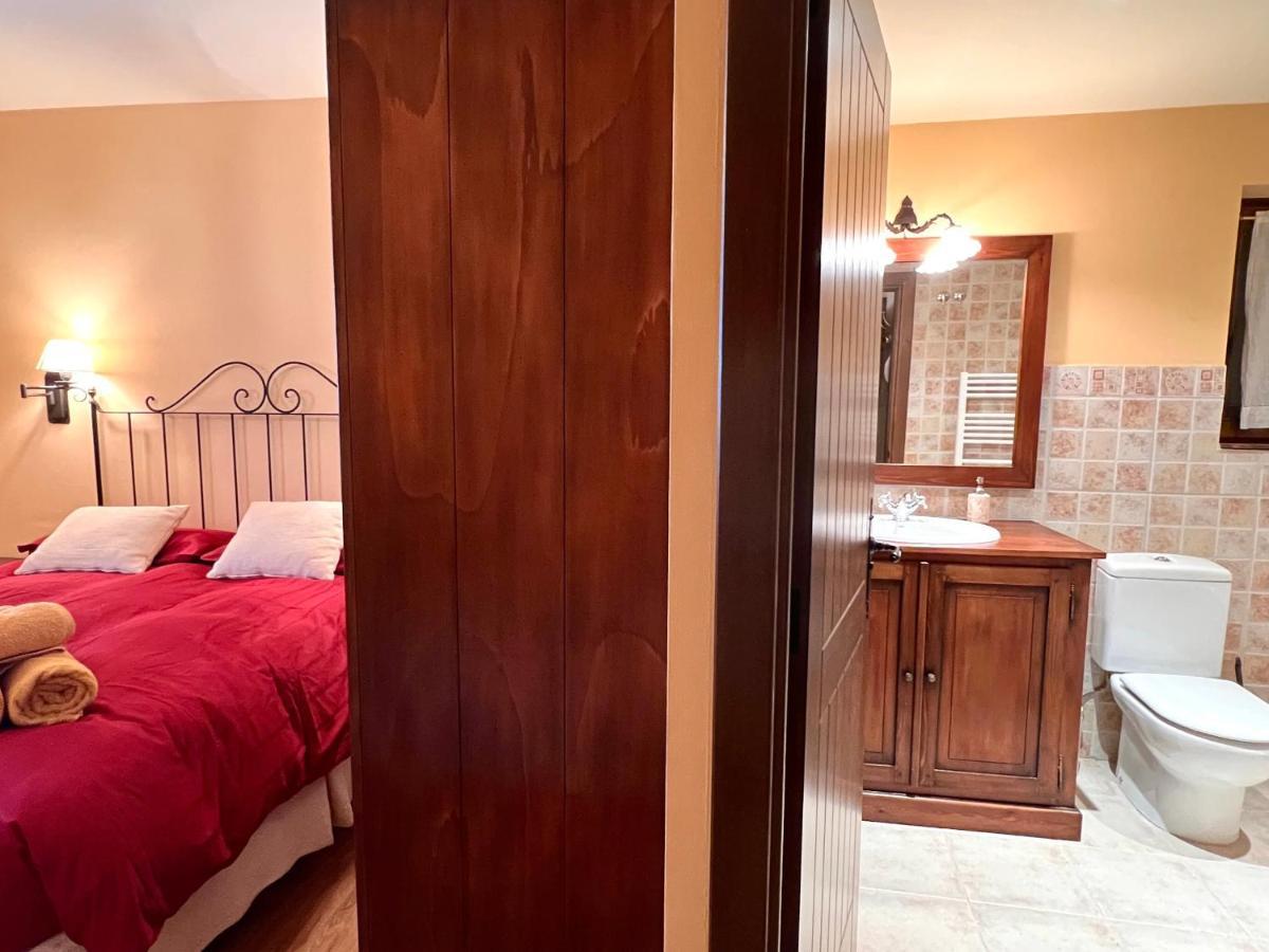 Apartament De La Vall Ferrera - L'Amfitriona Areu Exterior foto